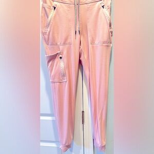 Jaanu women’s scrub pants.